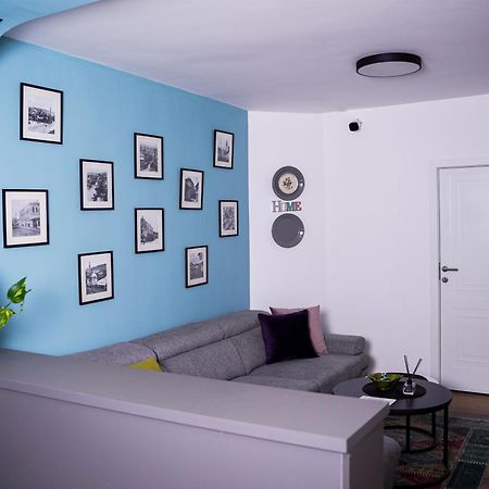 Ten Guest House Prishtine Bagian luar foto